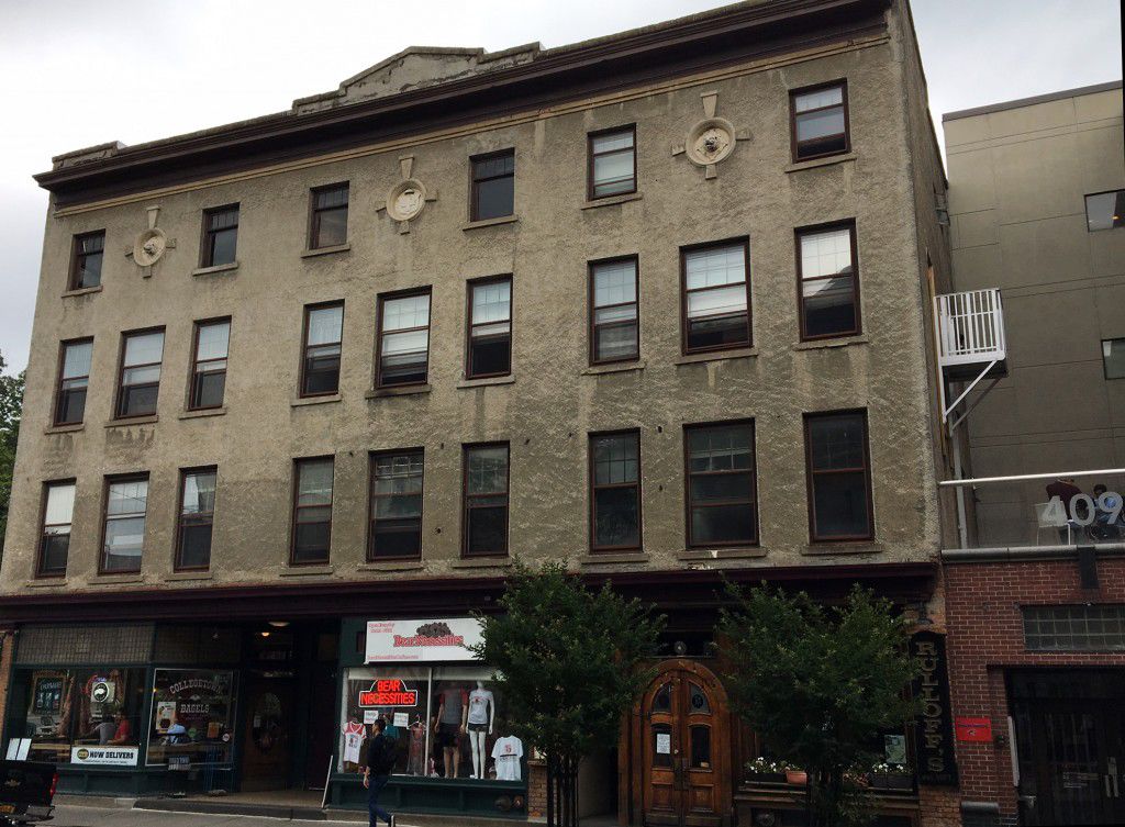 Chacona Building.jpg